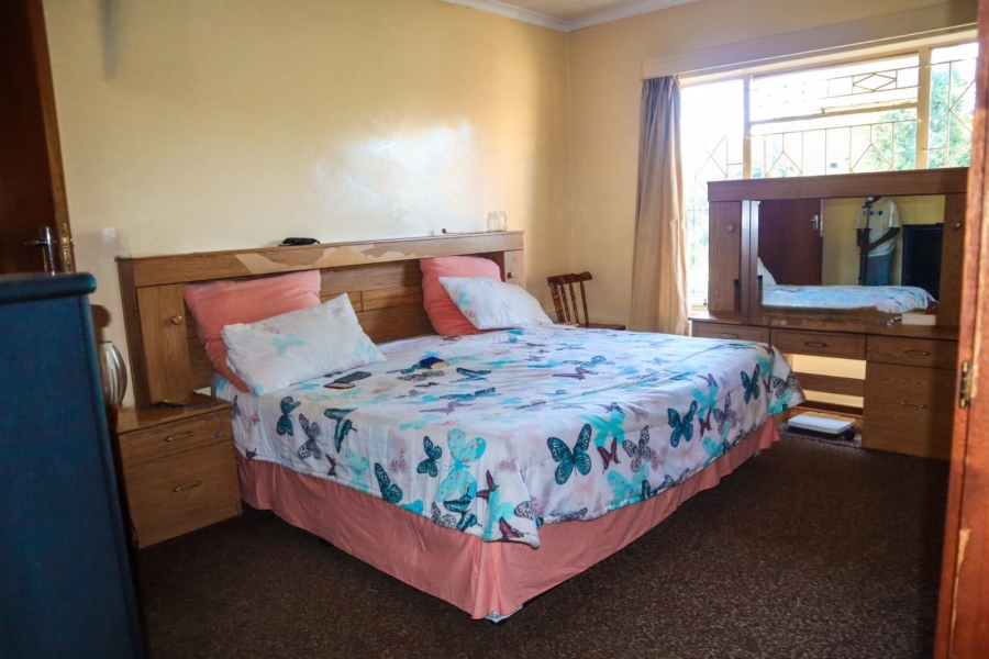 4 Bedroom Property for Sale in Ladybrand Free State